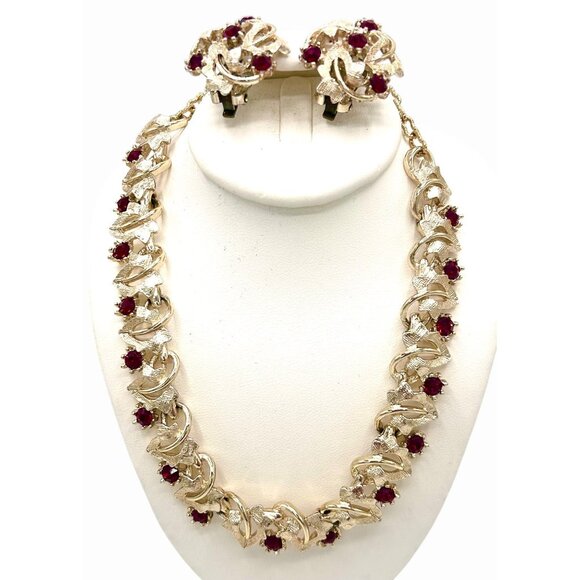 GORGEOUS VINTAGE ART ARTHUR PEPPER SIGNED RUBY RED GOLD TONE NECKLACE CLIP EARRI - Picture 1 of 9